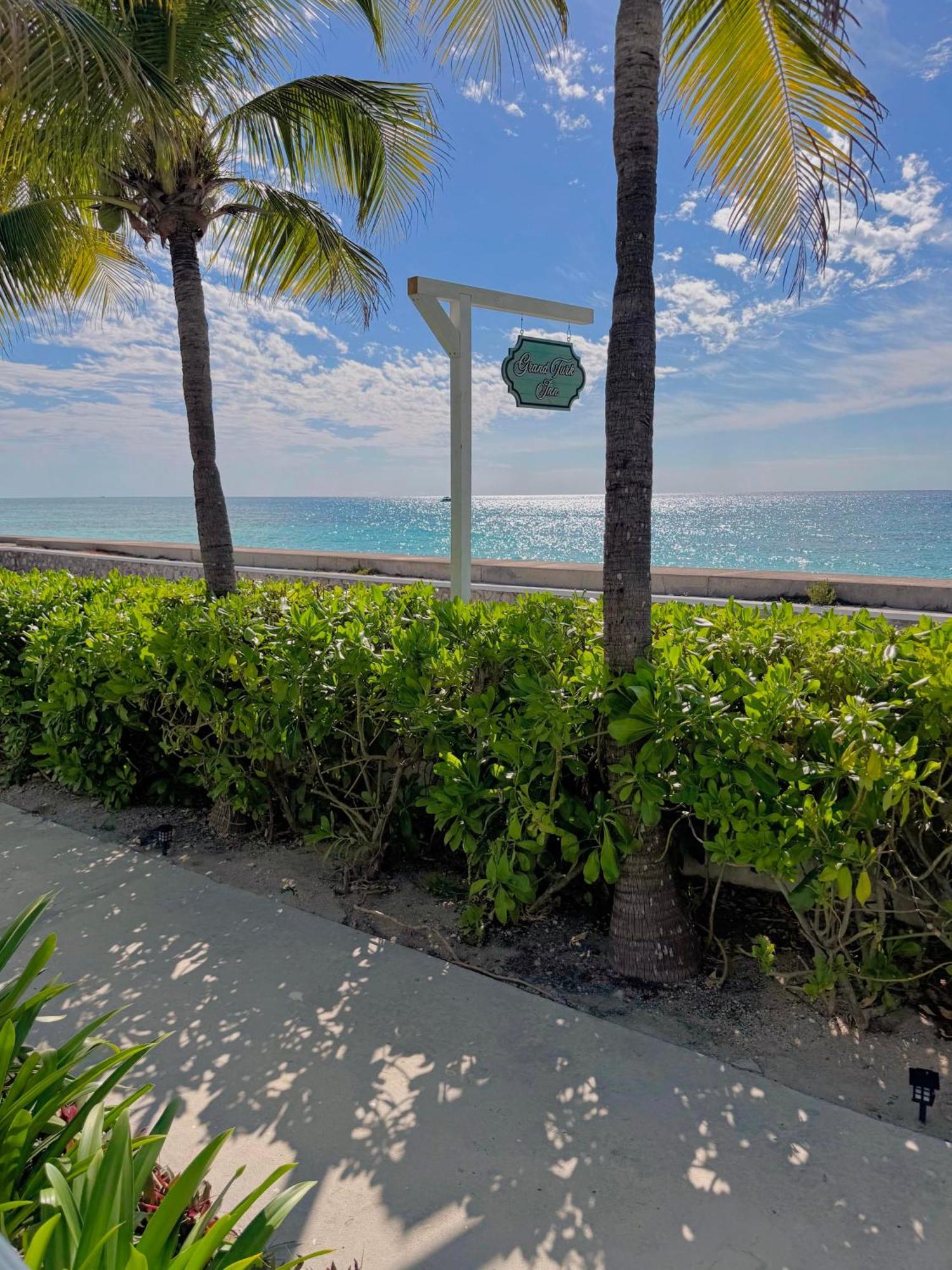 Grand Turk Inn ภายนอก รูปภาพ