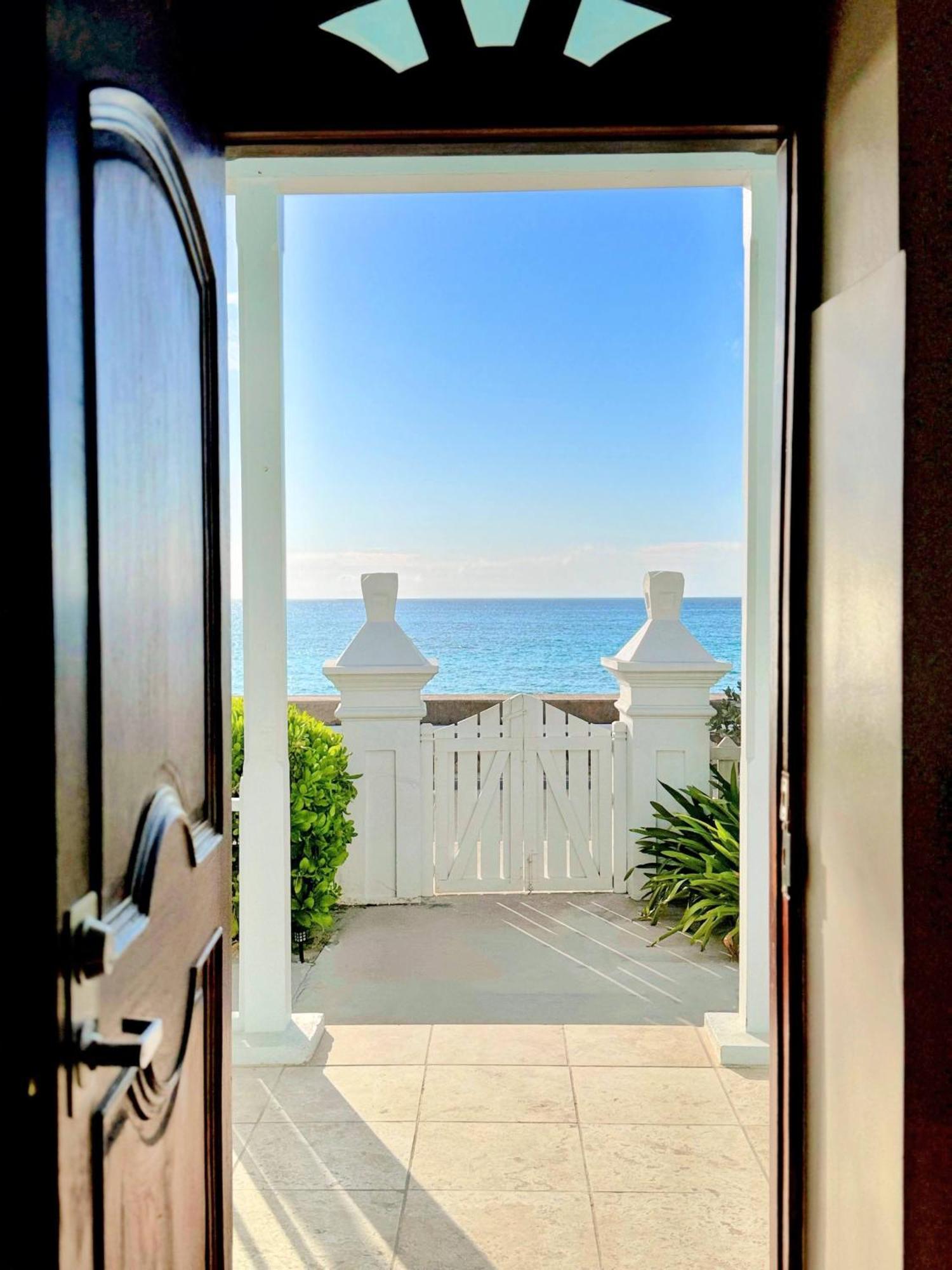 Grand Turk Inn ภายนอก รูปภาพ